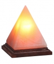 Soľná lampa pyramída